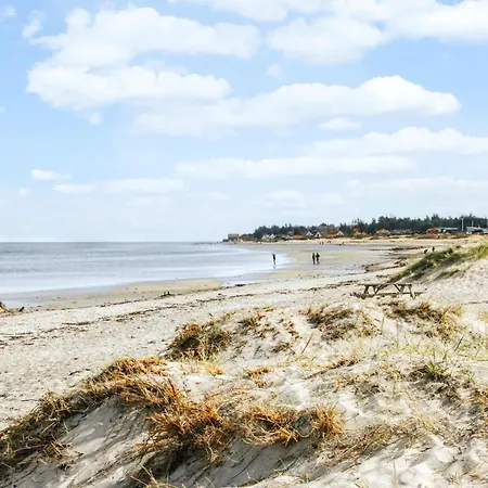 2 Bedroom Beautiful In